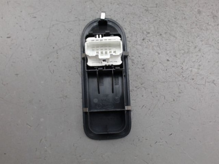 COMMANDE LEVE-GLACE PORTE AVG RENAULT CLIO