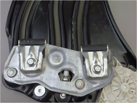 MECANISME LEVE-GLACE ARRIERE GAUCHE MERCEDES SLK
