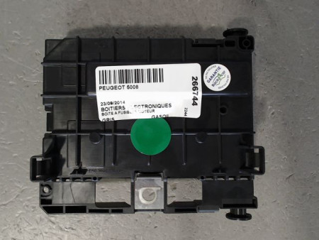 BOITE A FUSIBLES PEUGEOT 5008