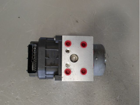 UNITE HYDRAULIQUE ABS TOYOTA YARIS