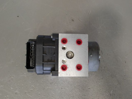 UNITE HYDRAULIQUE ABS TOYOTA YARIS