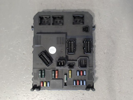 BOITIER GESTION HABITACLE PEUGEOT 206
