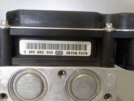 UNITE HYDRAULIQUE ABS RENAULT MEGANE
