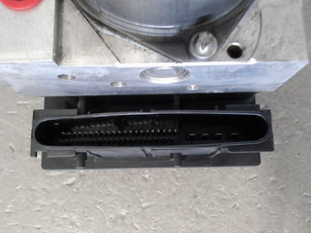 UNITE HYDRAULIQUE ABS RENAULT MEGANE
