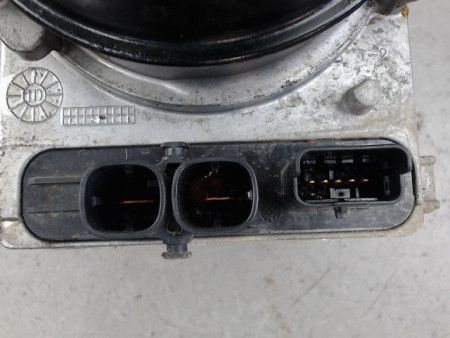 POMPE DIRECTION ASSISTEE PEUGEOT 3008
