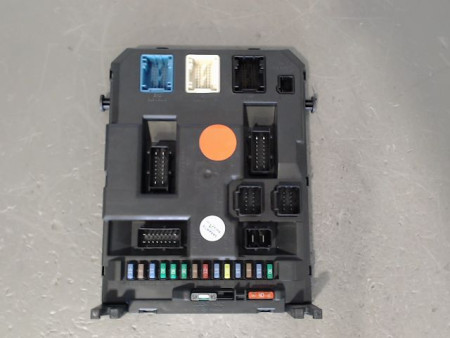 BOITIER GESTION HABITACLE PEUGEOT 207