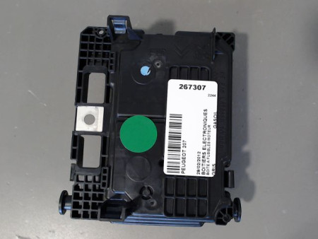 BOITE A FUSIBLES PEUGEOT 207