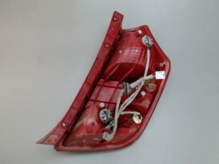 FEU ARRIERE GAUCHE  HYUNDAI I10
