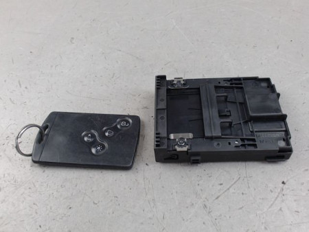 LECTEUR DE CARTE RENAULT MEGANE