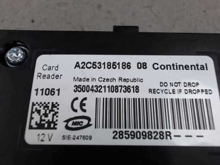 LECTEUR DE CARTE RENAULT MEGANE