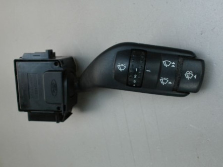 COMMANDE ESSUIE GLACE FORD FOCUS