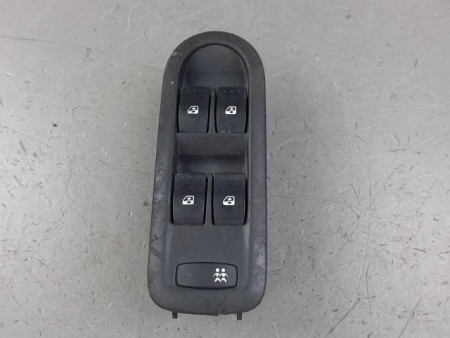 COMMANDE LEVE-GLACE PORTE AVG RENAULT MEGANE