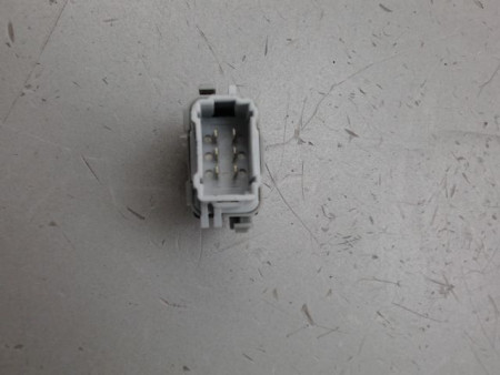 COMMANDE LEVE-GLACE PORTE AVD RENAULT MEGANE