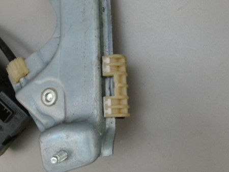 MECANISME LEVE-GLACE AVANT DROIT RENAULT LAGUNA