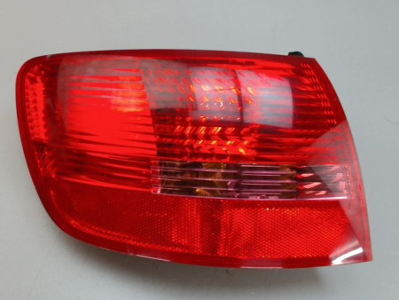 FEU ARRIERE GAUCHE  AUDI A6