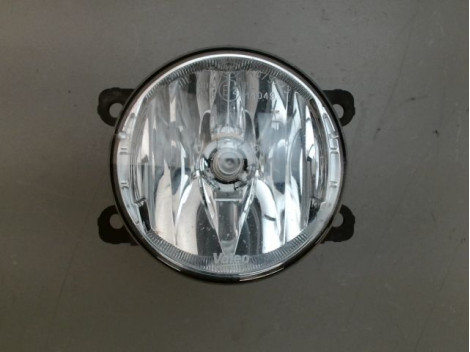 PHARE ANTIBROUILLARD AVANT DROIT DACIA SANDERO