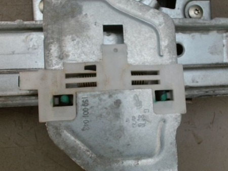 MECANISME LEVE-GLACE AVANT GAUCHE PEUGEOT 2008