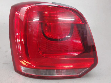 FEU ARRIERE GAUCHE  VOLKSWAGEN POLO