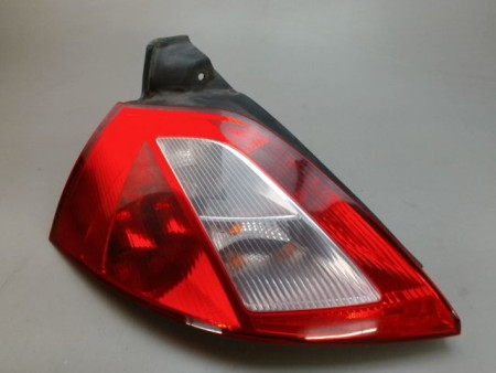 FEU ARRIERE GAUCHE  RENAULT MEGANE