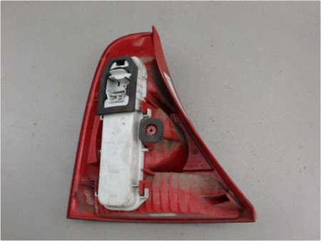 FEU ARRIERE DROIT RENAULT CLIO