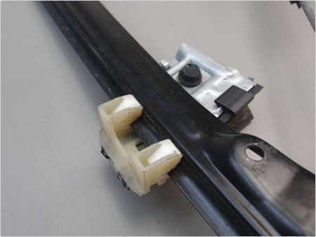 MECANISME LEVE-GLACE AVANT DROIT VOLKSWAGEN POLO