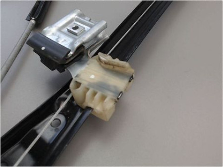 MECANISME LEVE-GLACE AVANT DROIT VOLKSWAGEN POLO