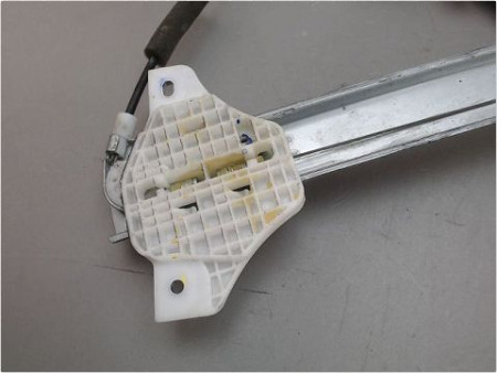 MECANISME LEVE-GLACE AVANT DROIT HYUNDAI I20