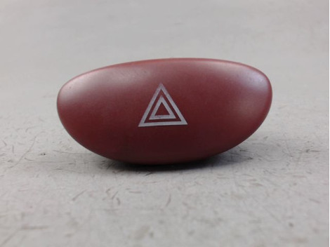 BOUTON DE WARNING PEUGEOT 206