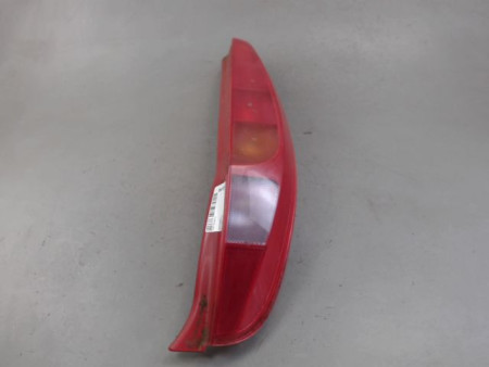 FEU ARRIERE DROIT FIAT PUNTO