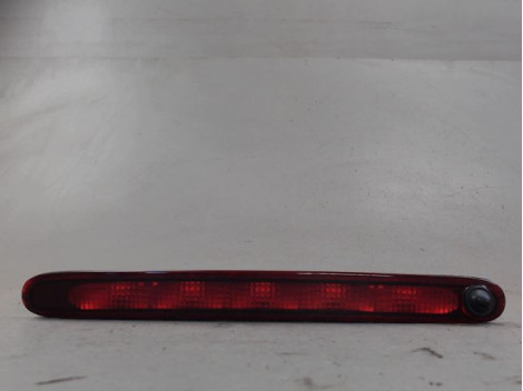 FEUX STOP SUPPLEMENTAIRE SUZUKI SWIFT