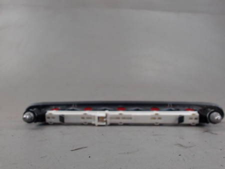 FEUX STOP SUPPLEMENTAIRE SUZUKI SWIFT