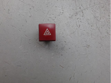 BOUTON DE WARNING PEUGEOT 206