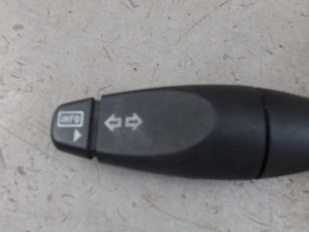 COMMANDE CLIGNOTANT FORD MONDEO