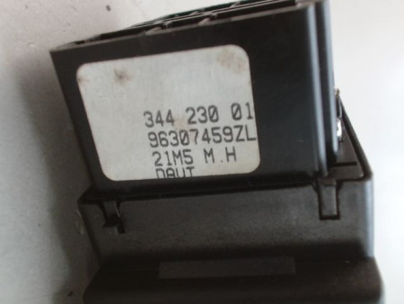 COMMANDE CLIGNOTANT PEUGEOT 206