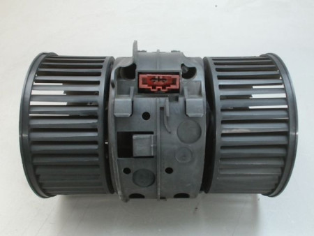 MOTEUR VENTILATEUR CHAUFFAGE RENAULT MEGANE