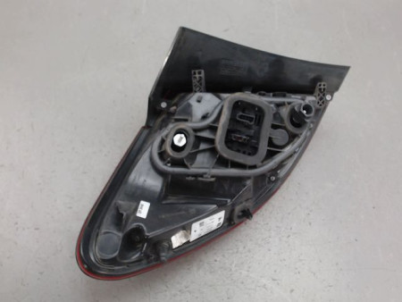 FEU ARRIERE DROIT OPEL MERIVA