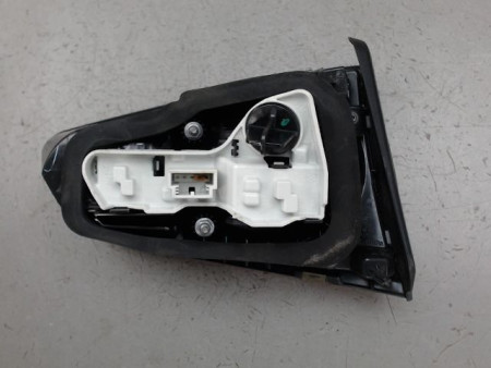FEU ARRIERE INTERIEUR DROIT VOLKSWAGEN GOLF