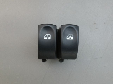 COMMANDE LEVE-GLACE PORTE AVG RENAULT TWINGO