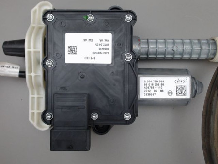 MOTEUR VERROUILLAGE FREIN A MAIN PEUGEOT 508