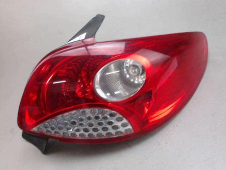 FEU ARRIERE DROIT PEUGEOT 206