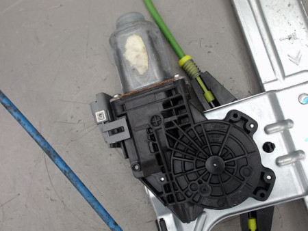 MECANISME LEVE-GLACE AVANT DROIT CITROEN C3