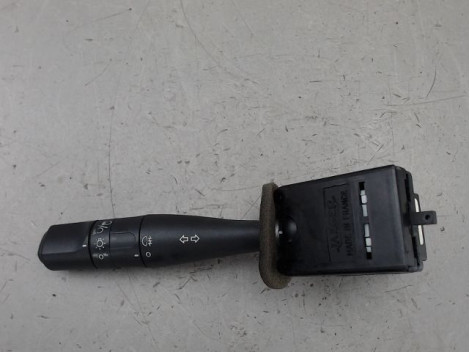 COMMANDE CLIGNOTANT PEUGEOT 206