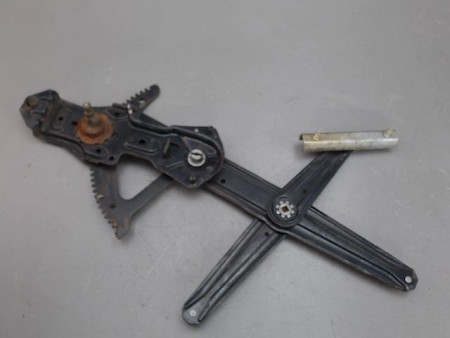 MECANISME LEVE-GLACE ARRIERE DROIT PEUGEOT 205