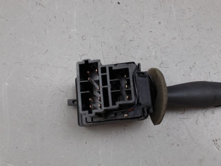 COMMANDE CLIGNOTANT PEUGEOT 206