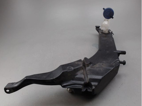 RESERVOIR LAVE-GLACE AVANT PEUGEOT 308