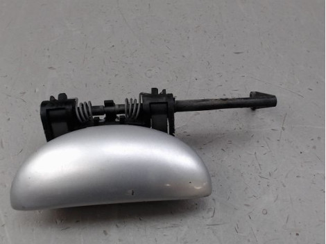 POIGNEE EXTERIEURE PORTE AVANT GAUCHE PEUGEOT 206