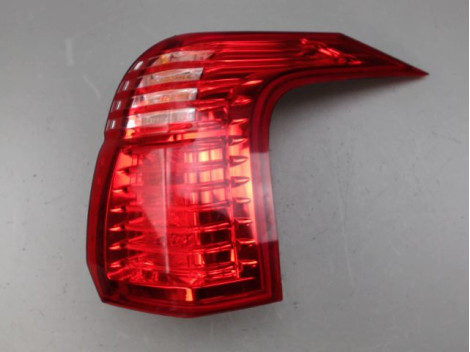 FEU ARRIERE DROIT PEUGEOT 5008