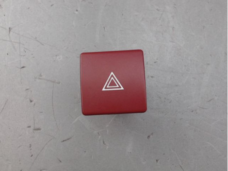 BOUTON DE WARNING CITROEN BERLINGO