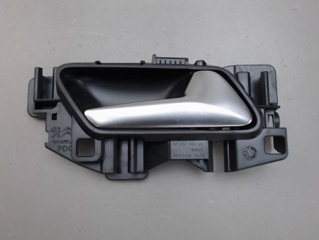 POIGNEE INTERIEURE PORTE AVANT DROIT PEUGEOT 208