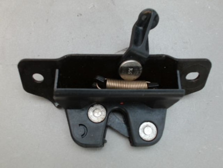 SERRURE HAYON  PEUGEOT 106